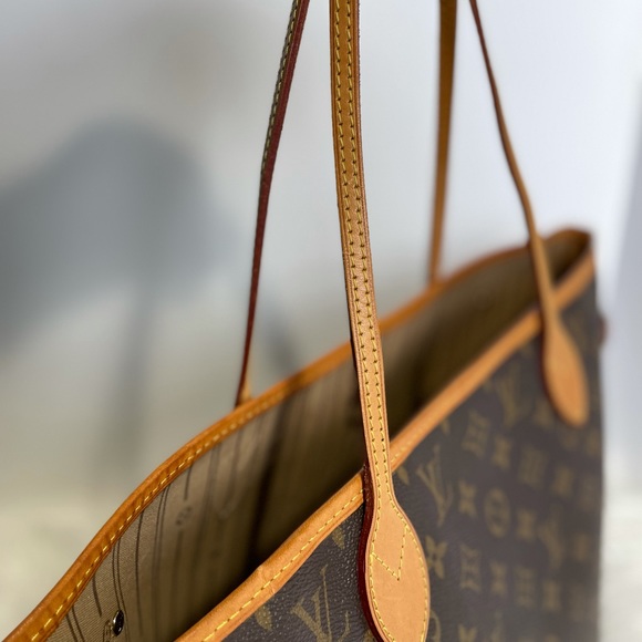 SOLD IN MY IG ACCT❣️Louis Vuitton Neverfull MM - Picture 4 of 16